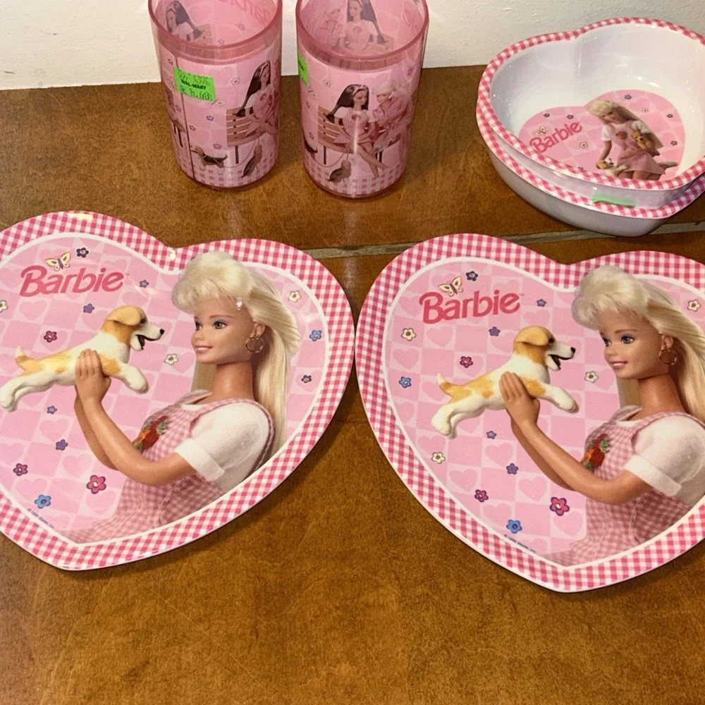 VINTAGE 1996 BARBIE 6 PIECE DINNERWARE SET BY ZAK DESIGNS PLATE CUP BOWL